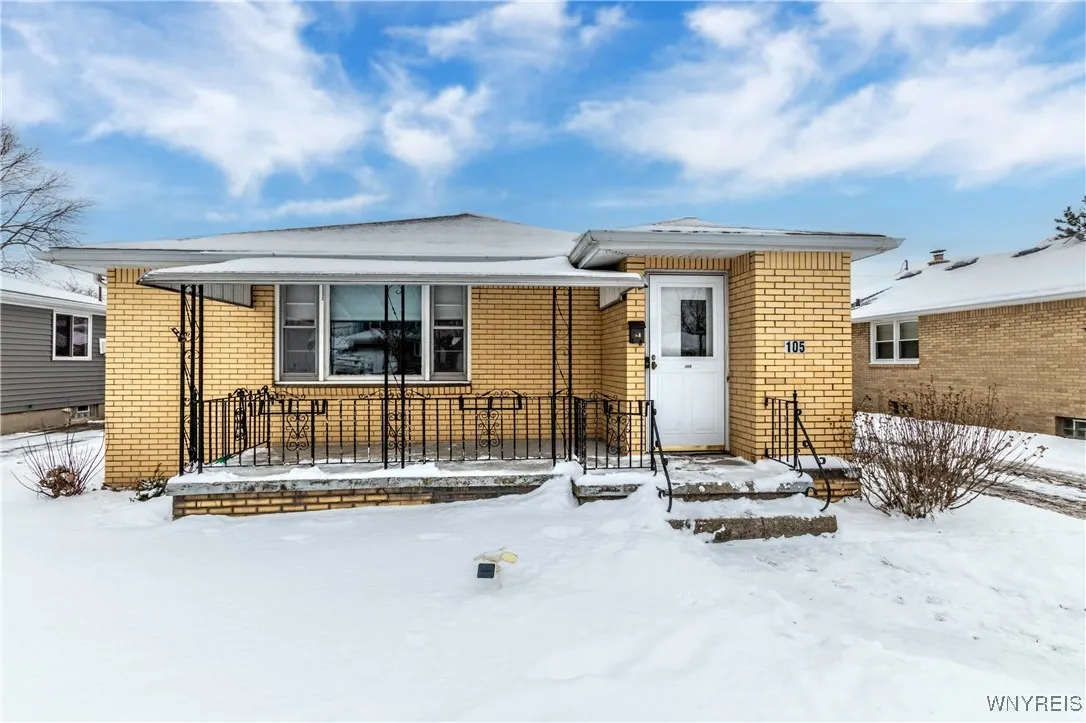 105 Delta Road, Amherst, New York 14226, Amherst, New York 14226, 3 Bedrooms Bedrooms, 6 Rooms Rooms,1 BathroomBathrooms,Residential,Closed,105 Delta Road, Amherst, New York 14226,0,B1585344