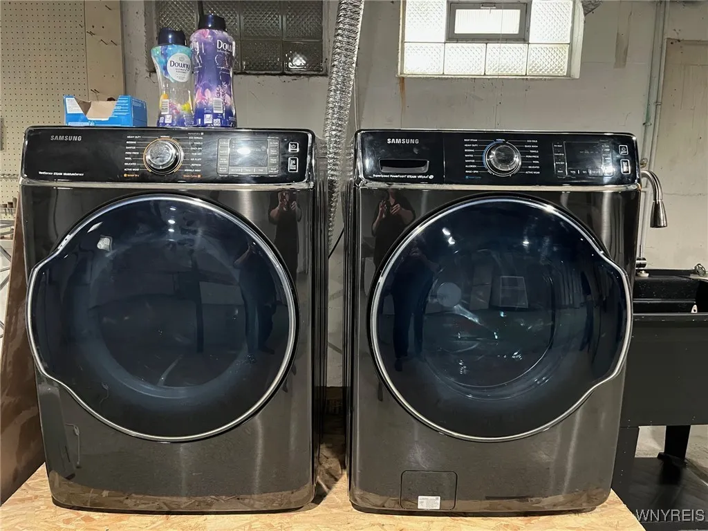 6849 Jewett Holmwood Road, Orchard Park, New York, Orchard Park, New York 14127, 3 Bedrooms Bedrooms, 7 Rooms Rooms,1 BathroomBathrooms,Residential,Closed,6849 Jewett Holmwood Road, Orchard Park, New York ,0,B1585613