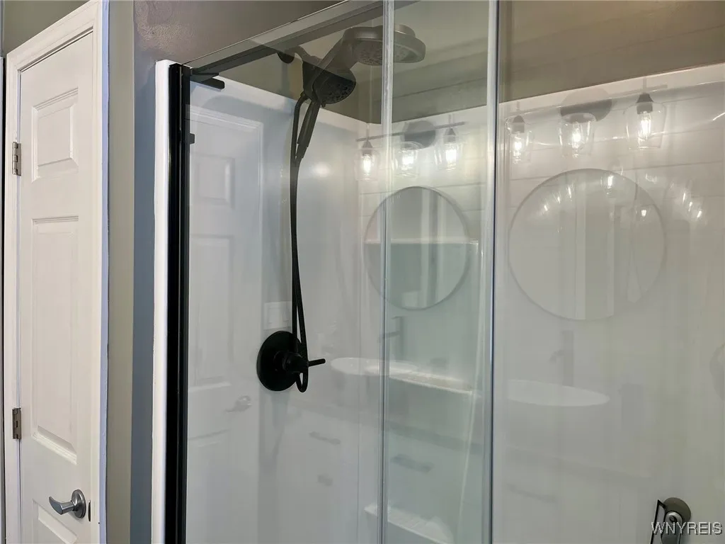 6849 Jewett Holmwood Road, Orchard Park, New York, Orchard Park, New York 14127, 3 Bedrooms Bedrooms, 7 Rooms Rooms,1 BathroomBathrooms,Residential,Closed,6849 Jewett Holmwood Road, Orchard Park, New York ,0,B1585613