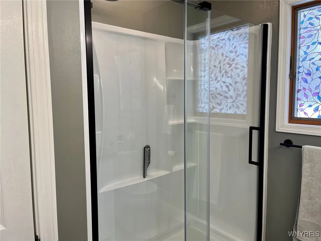 6849 Jewett Holmwood Road, Orchard Park, New York, Orchard Park, New York 14127, 3 Bedrooms Bedrooms, 7 Rooms Rooms,1 BathroomBathrooms,Residential,Closed,6849 Jewett Holmwood Road, Orchard Park, New York ,0,B1585613