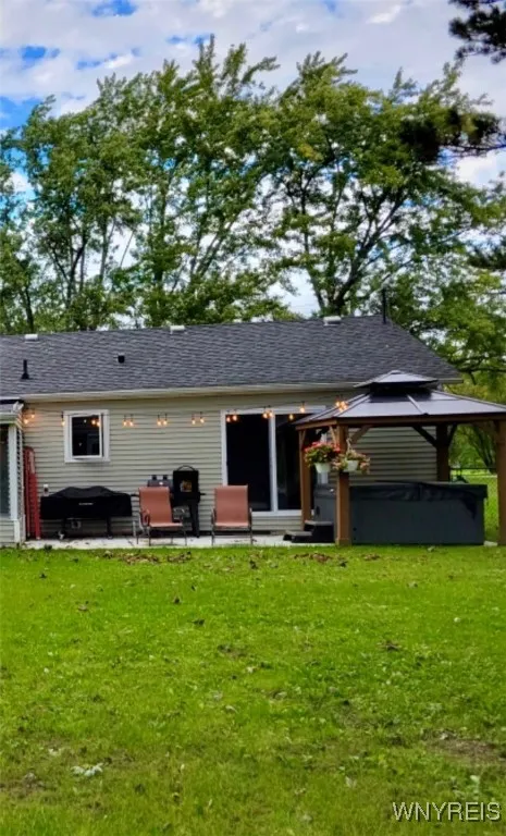 6849 Jewett Holmwood Road, Orchard Park, New York, Orchard Park, New York 14127, 3 Bedrooms Bedrooms, 7 Rooms Rooms,1 BathroomBathrooms,Residential,Closed,6849 Jewett Holmwood Road, Orchard Park, New York ,0,B1585613