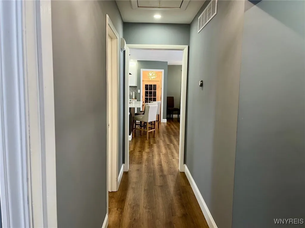 6849 Jewett Holmwood Road, Orchard Park, New York, Orchard Park, New York 14127, 3 Bedrooms Bedrooms, 7 Rooms Rooms,1 BathroomBathrooms,Residential,Closed,6849 Jewett Holmwood Road, Orchard Park, New York ,0,B1585613