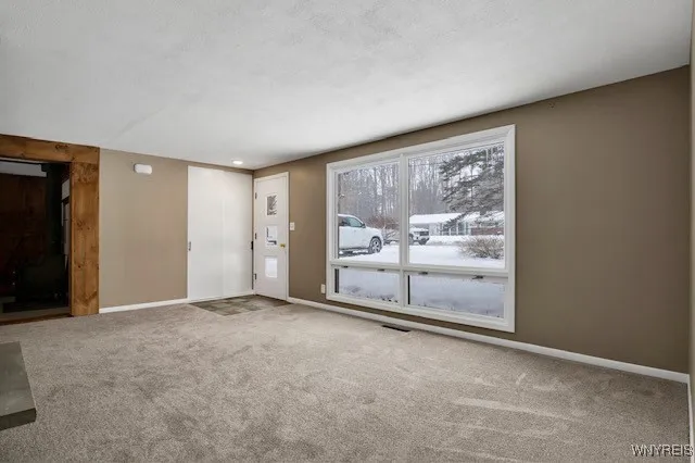 106 Woodland Drive, Aurora, New York 14052, Aurora, New York 14052, 3 Bedrooms Bedrooms, 12 Rooms Rooms,1 BathroomBathrooms,Residential,Closed,106 Woodland Drive, Aurora, New York 14052,0,B1585473