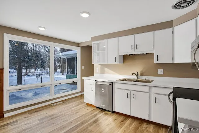 106 Woodland Drive, Aurora, New York 14052, Aurora, New York 14052, 3 Bedrooms Bedrooms, 12 Rooms Rooms,1 BathroomBathrooms,Residential,Closed,106 Woodland Drive, Aurora, New York 14052,0,B1585473