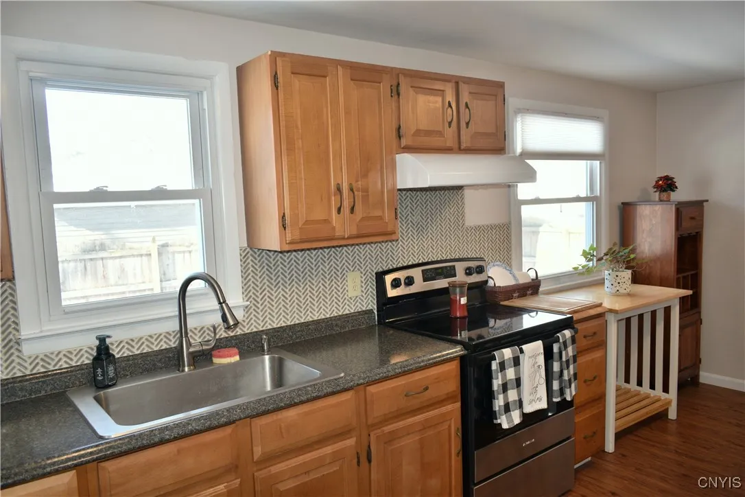 102 Normanor Drive, Syracuse, New York 13207, Syracuse, New York 13207, 2 Bedrooms Bedrooms, 5 Rooms Rooms,1 BathroomBathrooms,Residential,Closed,102 Normanor Drive, Syracuse, New York 13207,0,S1585555