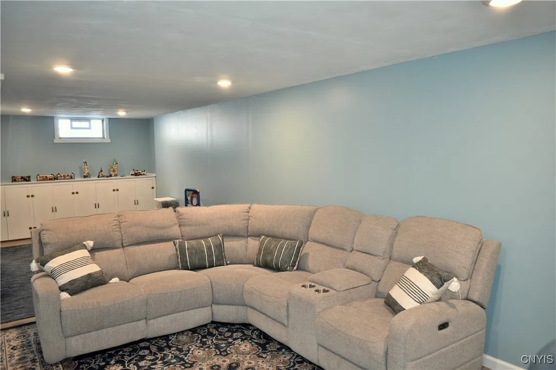 102 Normanor Drive, Syracuse, New York 13207, Syracuse, New York 13207, 2 Bedrooms Bedrooms, 5 Rooms Rooms,1 BathroomBathrooms,Residential,Closed,102 Normanor Drive, Syracuse, New York 13207,0,S1585555