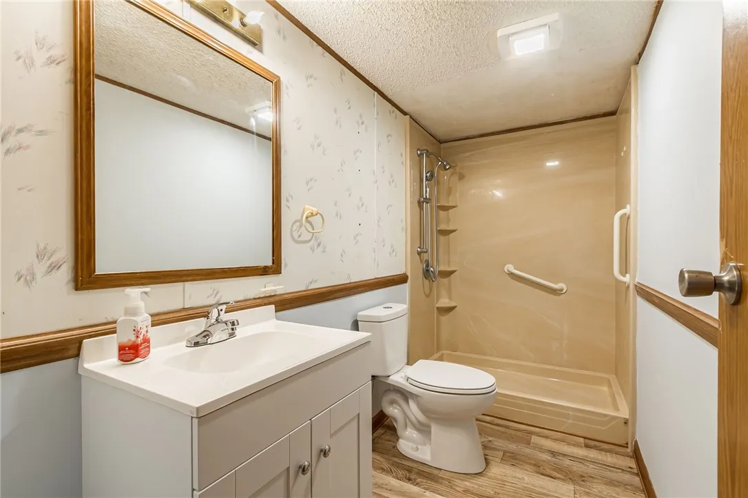 405 Mountain Ash, Hopewell, New York 14424, Hopewell, New York 14424, 1 Bedroom Bedrooms, 3 Rooms Rooms,1 BathroomBathrooms,Residential,Closed,405 Mountain Ash, Hopewell, New York 14424,0,R1585668
