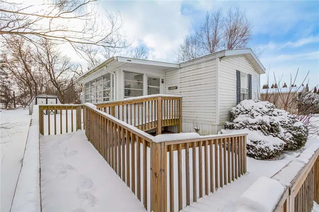 405 Mountain Ash, Hopewell, New York 14424, Hopewell, New York 14424, 1 Bedroom Bedrooms, 3 Rooms Rooms,1 BathroomBathrooms,Residential,Closed,405 Mountain Ash, Hopewell, New York 14424,0,R1585668