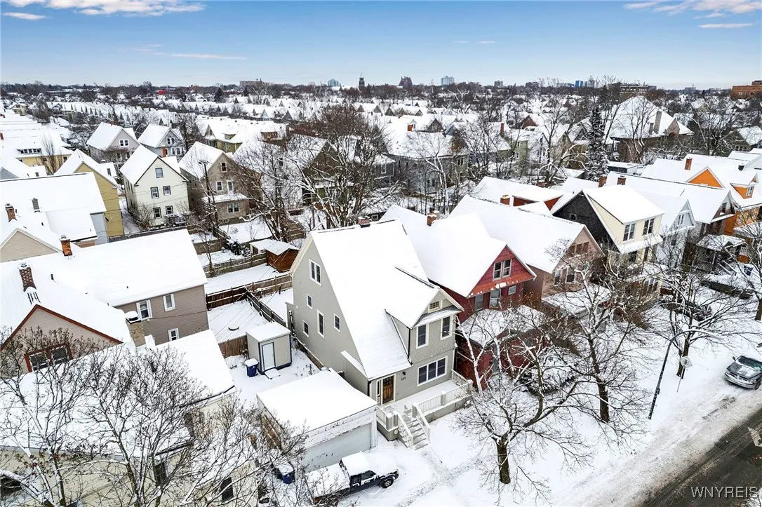 365 Hoyt Street, Buffalo, New York 14213, Buffalo, New York 14213, 3 Bedrooms Bedrooms, 5 Rooms Rooms,2 BathroomsBathrooms,Residential,Closed,365 Hoyt Street, Buffalo, New York 14213,0,B1585033