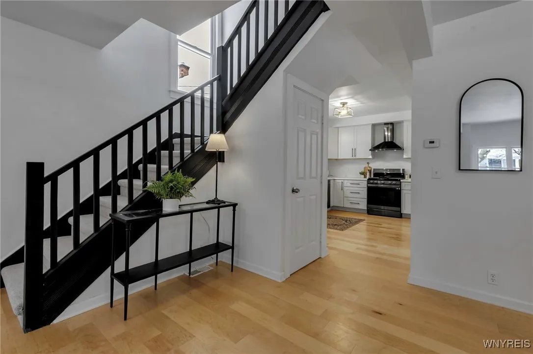 365 Hoyt Street, Buffalo, New York 14213, Buffalo, New York 14213, 3 Bedrooms Bedrooms, 5 Rooms Rooms,2 BathroomsBathrooms,Residential,Closed,365 Hoyt Street, Buffalo, New York 14213,0,B1585033