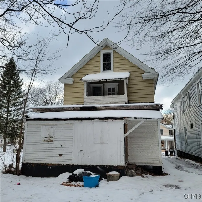 183 Lakeview Avenue, Syracuse, New York 13204, Syracuse, New York 13204, 4 Bedrooms Bedrooms, ,2 BathroomsBathrooms,Residential,Closed,183 Lakeview Avenue, Syracuse, New York 13204,0,S1585639