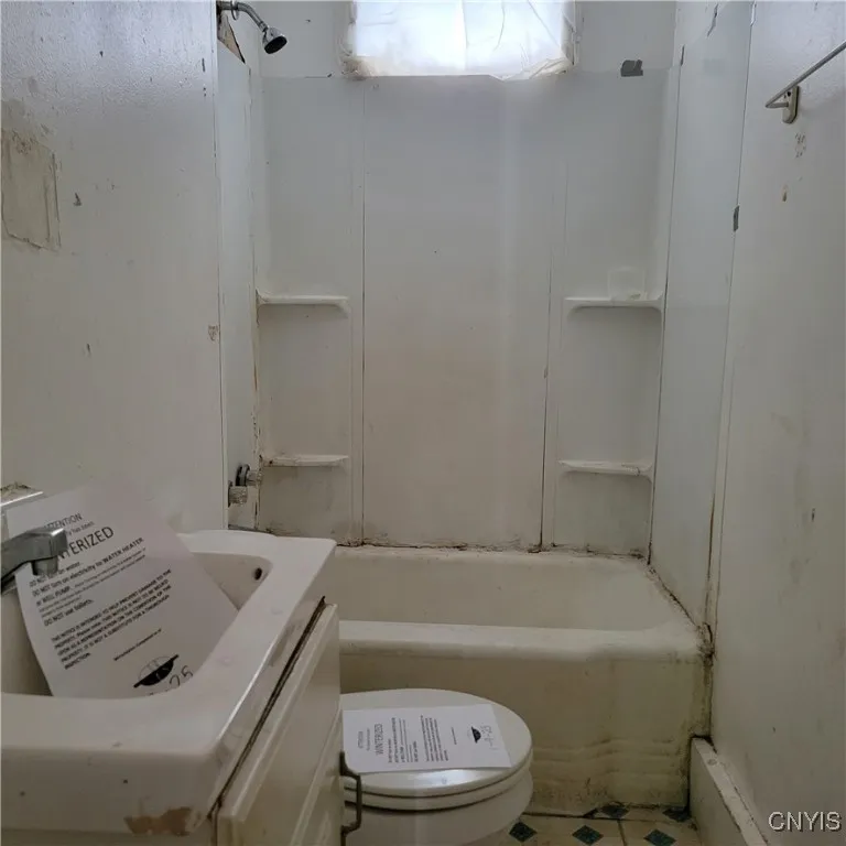 183 Lakeview Avenue, Syracuse, New York 13204, Syracuse, New York 13204, 4 Bedrooms Bedrooms, ,2 BathroomsBathrooms,Residential,Closed,183 Lakeview Avenue, Syracuse, New York 13204,0,S1585639