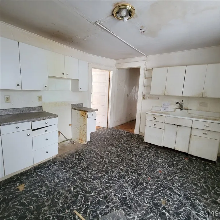 183 Lakeview Avenue, Syracuse, New York 13204, Syracuse, New York 13204, 4 Bedrooms Bedrooms, ,2 BathroomsBathrooms,Residential,Closed,183 Lakeview Avenue, Syracuse, New York 13204,0,S1585639