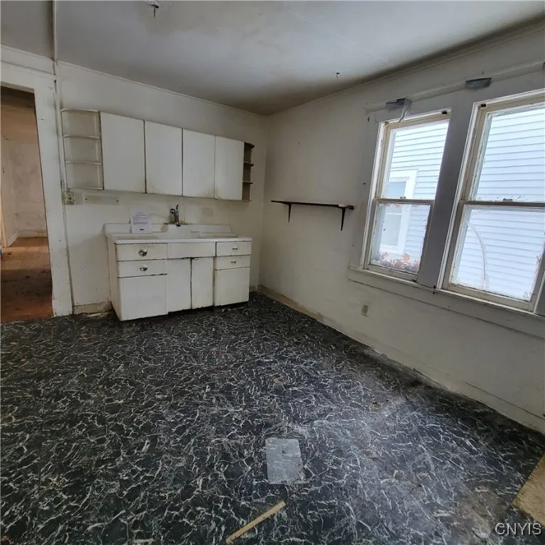 183 Lakeview Avenue, Syracuse, New York 13204, Syracuse, New York 13204, 4 Bedrooms Bedrooms, ,2 BathroomsBathrooms,Residential,Closed,183 Lakeview Avenue, Syracuse, New York 13204,0,S1585639