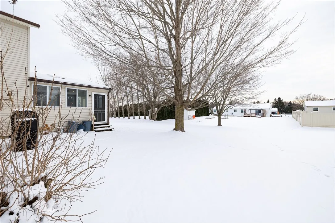 411 Sweet Acres Dr, Greece, New York 14612, Greece, New York 14612, 4 Bedrooms Bedrooms, 11 Rooms Rooms,1 BathroomBathrooms,Residential,Closed,411 Sweet Acres Dr, Greece, New York 14612,0,R1585278