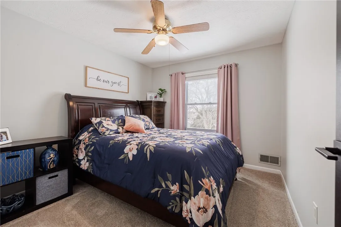 411 Sweet Acres Dr, Greece, New York 14612, Greece, New York 14612, 4 Bedrooms Bedrooms, 11 Rooms Rooms,1 BathroomBathrooms,Residential,Closed,411 Sweet Acres Dr, Greece, New York 14612,0,R1585278
