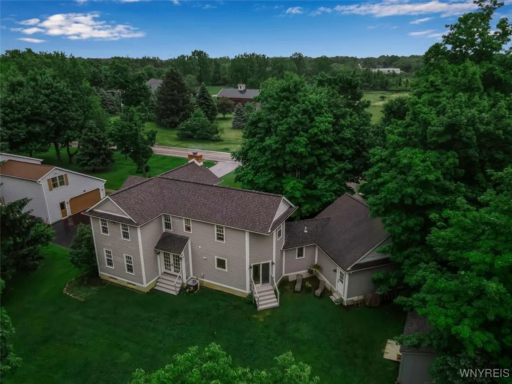 5940 Thompson Road, Clarence, New York 14032, Clarence, New York 14032, 4 Bedrooms Bedrooms, 10 Rooms Rooms,2 BathroomsBathrooms,Residential Lease,Closed,5940 Thompson Road, Clarence, New York 14032,0,B1585761