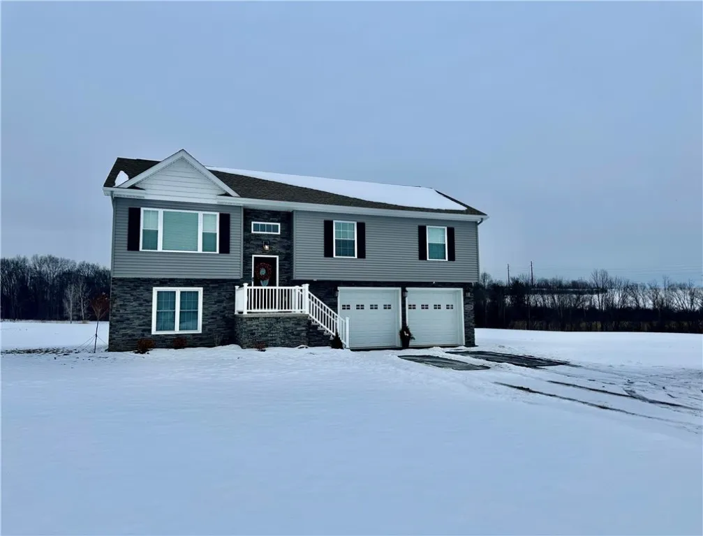 2351 Turnpike Road, Throop, New York 13021, Throop, New York 13021, 3 Bedrooms Bedrooms, 8 Rooms Rooms,3 BathroomsBathrooms,Residential,Closed,2351 Turnpike Road, Throop, New York 13021,0,R1583650