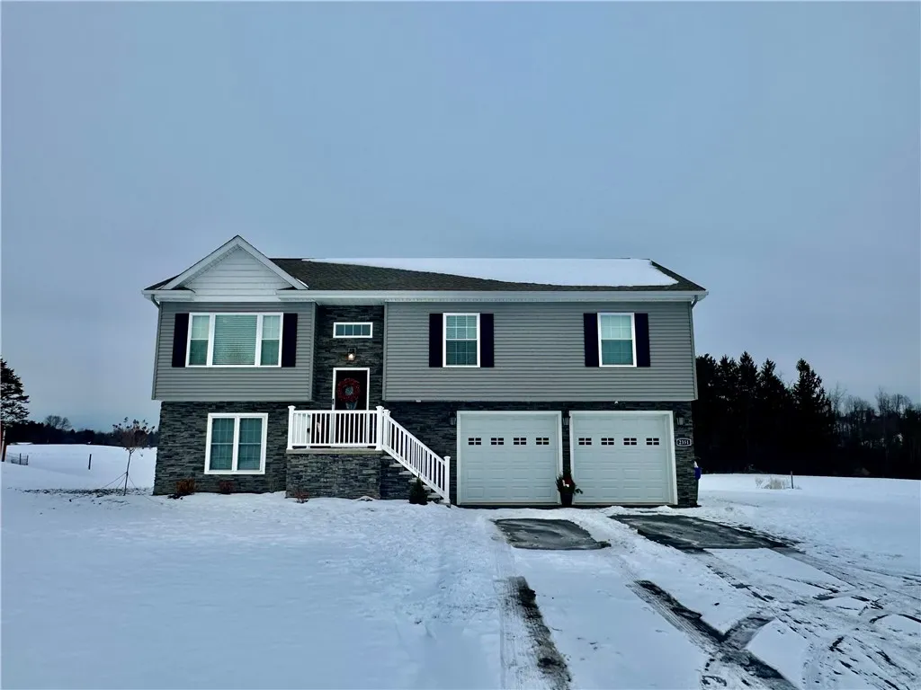 2351 Turnpike Road, Throop, New York 13021, Throop, New York 13021, 3 Bedrooms Bedrooms, 8 Rooms Rooms,3 BathroomsBathrooms,Residential,Closed,2351 Turnpike Road, Throop, New York 13021,0,R1583650