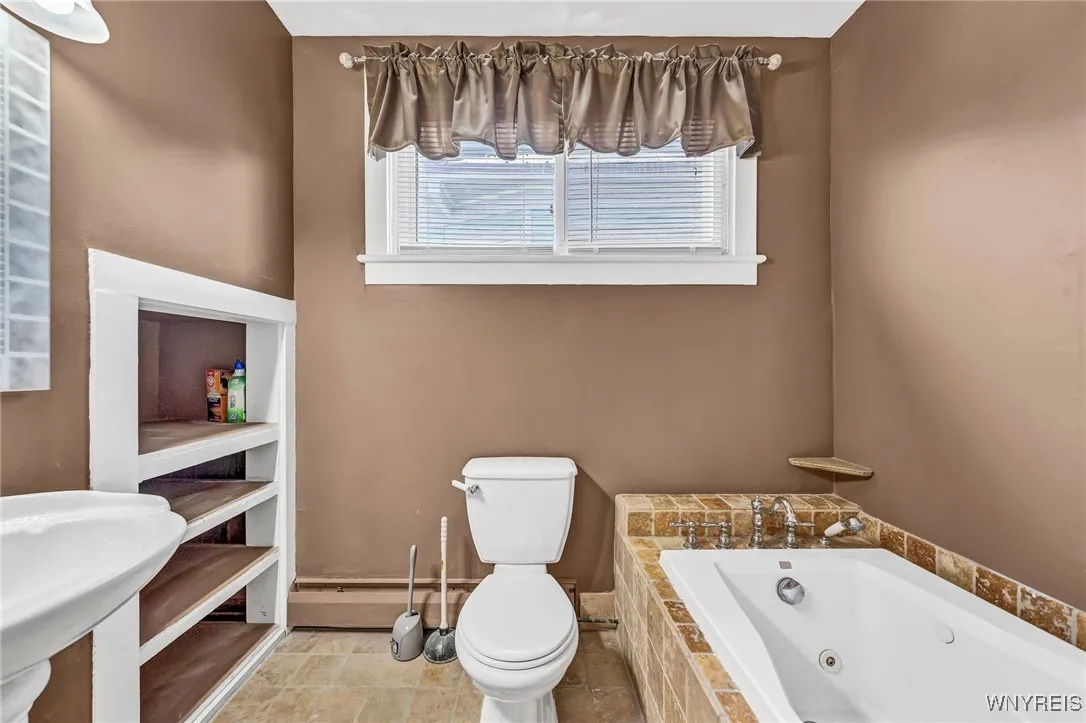 360 Auburn Avenue, Buffalo, New York 14213, Buffalo, New York 14213, 3 Bedrooms Bedrooms, 8 Rooms Rooms,2 BathroomsBathrooms,Residential,Closed,360 Auburn Avenue, Buffalo, New York 14213,0,B1585736