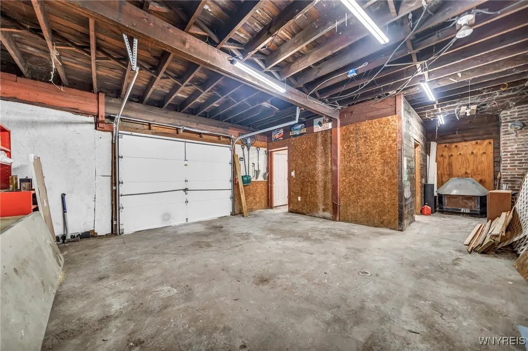 360 Auburn Avenue, Buffalo, New York 14213, Buffalo, New York 14213, 3 Bedrooms Bedrooms, 8 Rooms Rooms,2 BathroomsBathrooms,Residential,Closed,360 Auburn Avenue, Buffalo, New York 14213,0,B1585736