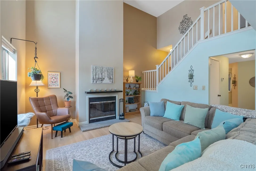4826 Huntwood Path, Manlius, New York 13104, Manlius, New York 13104, 2 Bedrooms Bedrooms, 8 Rooms Rooms,1 BathroomBathrooms,Residential,Closed,4826 Huntwood Path, Manlius, New York 13104,0,S1585142