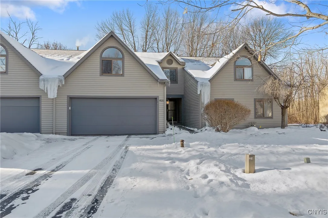 4826 Huntwood Path, Manlius, New York 13104, Manlius, New York 13104, 2 Bedrooms Bedrooms, 8 Rooms Rooms,1 BathroomBathrooms,Residential,Closed,4826 Huntwood Path, Manlius, New York 13104,0,S1585142