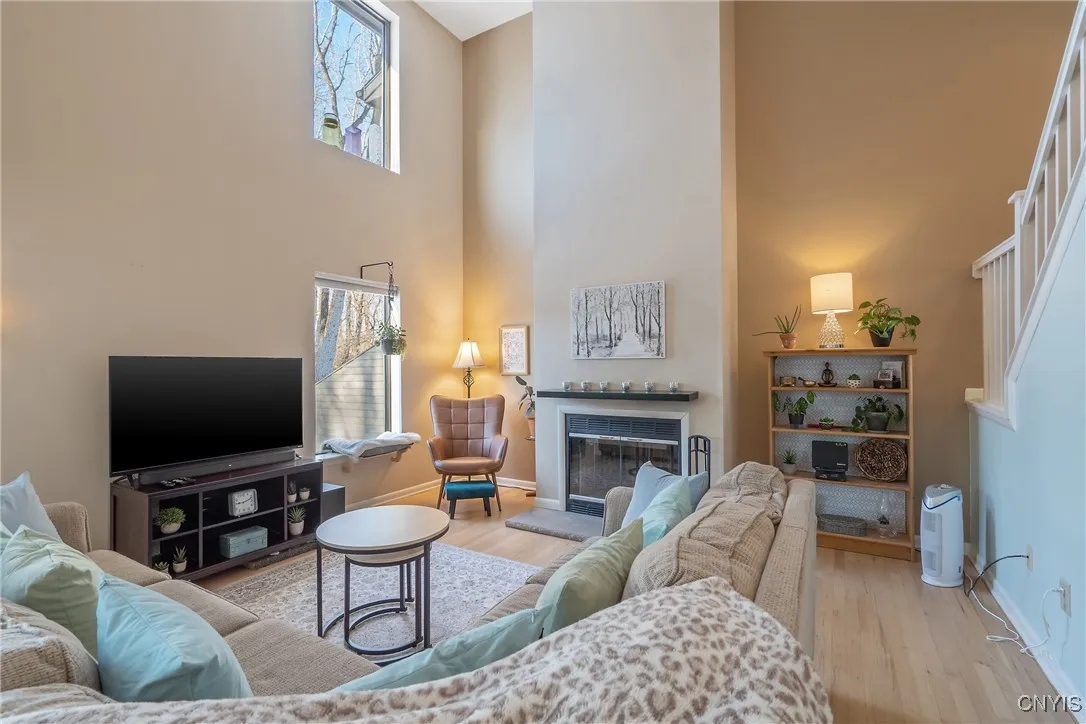 4826 Huntwood Path, Manlius, New York 13104, Manlius, New York 13104, 2 Bedrooms Bedrooms, 8 Rooms Rooms,1 BathroomBathrooms,Residential,Closed,4826 Huntwood Path, Manlius, New York 13104,0,S1585142