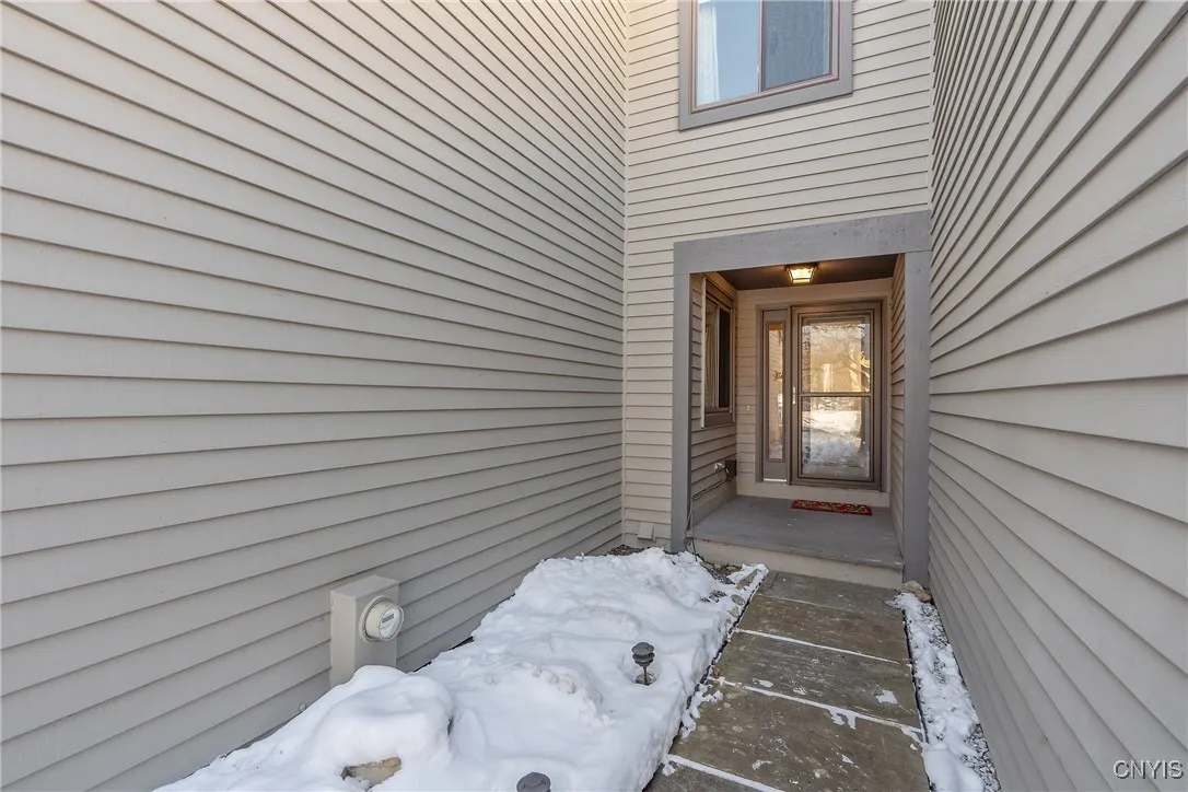 4826 Huntwood Path, Manlius, New York 13104, Manlius, New York 13104, 2 Bedrooms Bedrooms, 8 Rooms Rooms,1 BathroomBathrooms,Residential,Closed,4826 Huntwood Path, Manlius, New York 13104,0,S1585142