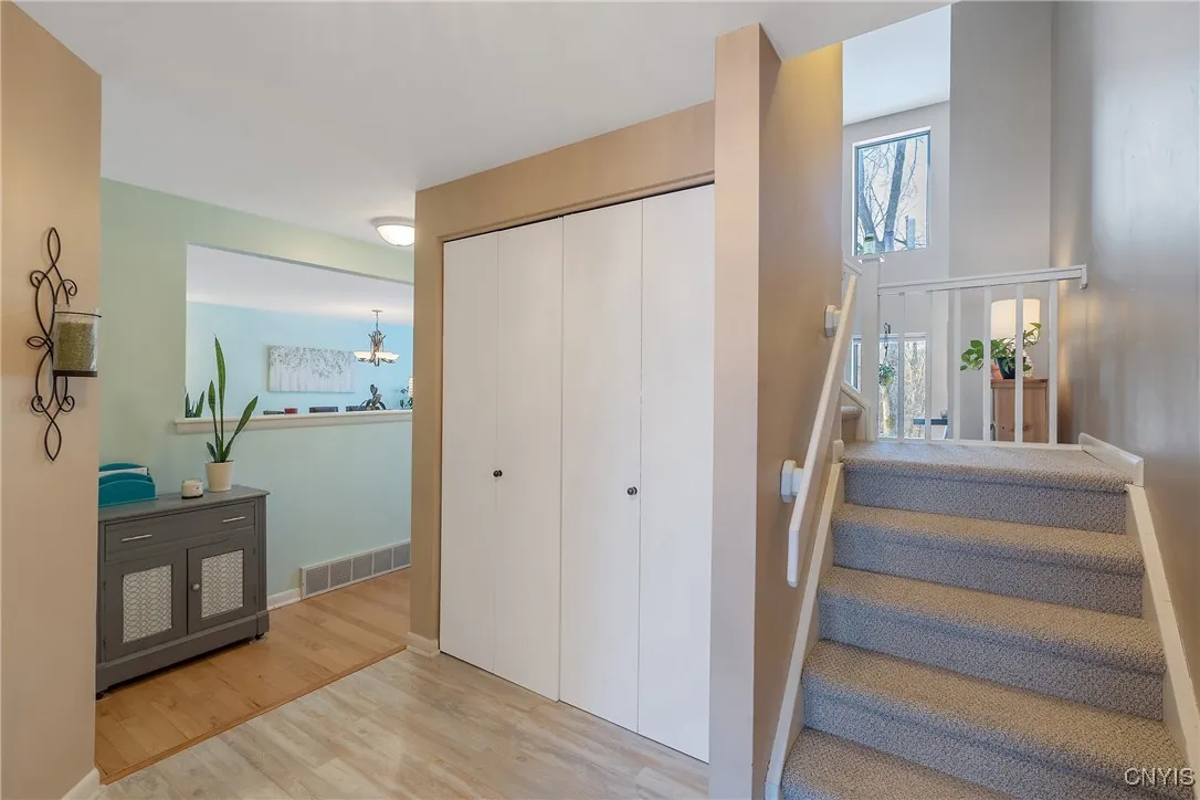 4826 Huntwood Path, Manlius, New York 13104, Manlius, New York 13104, 2 Bedrooms Bedrooms, 8 Rooms Rooms,1 BathroomBathrooms,Residential,Closed,4826 Huntwood Path, Manlius, New York 13104,0,S1585142