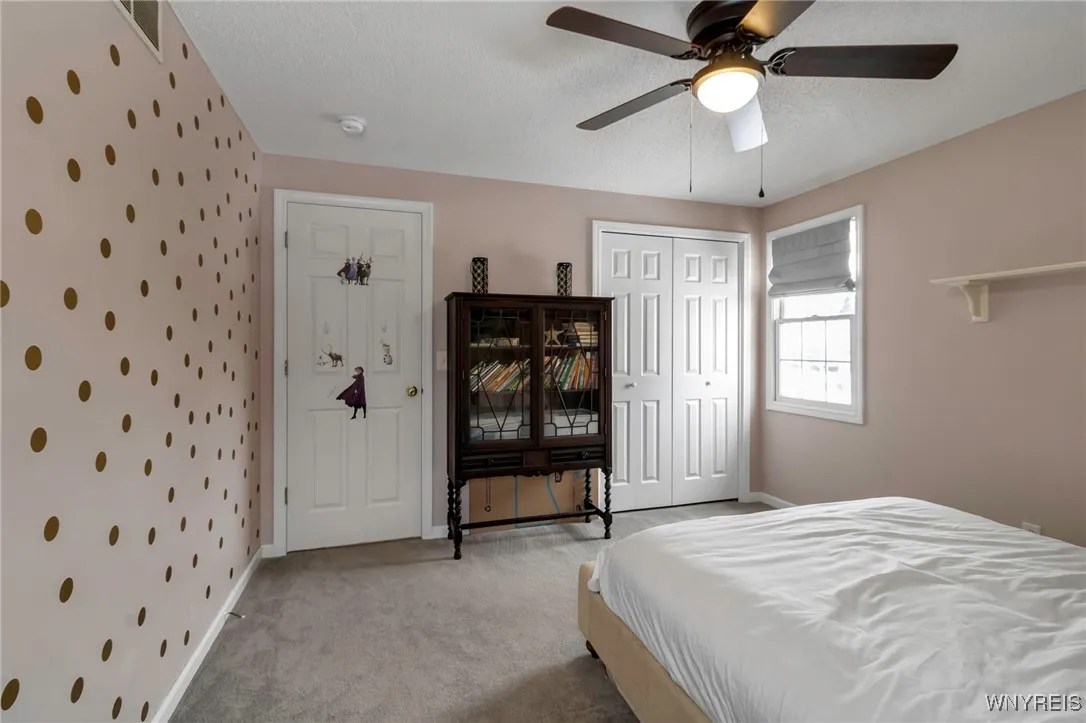 4425 Rushford Drive, Hamburg, New York 14075, Hamburg, New York 14075, 4 Bedrooms Bedrooms, 7 Rooms Rooms,2 BathroomsBathrooms,Residential,Closed,4425 Rushford Drive, Hamburg, New York 14075,0,B1585311