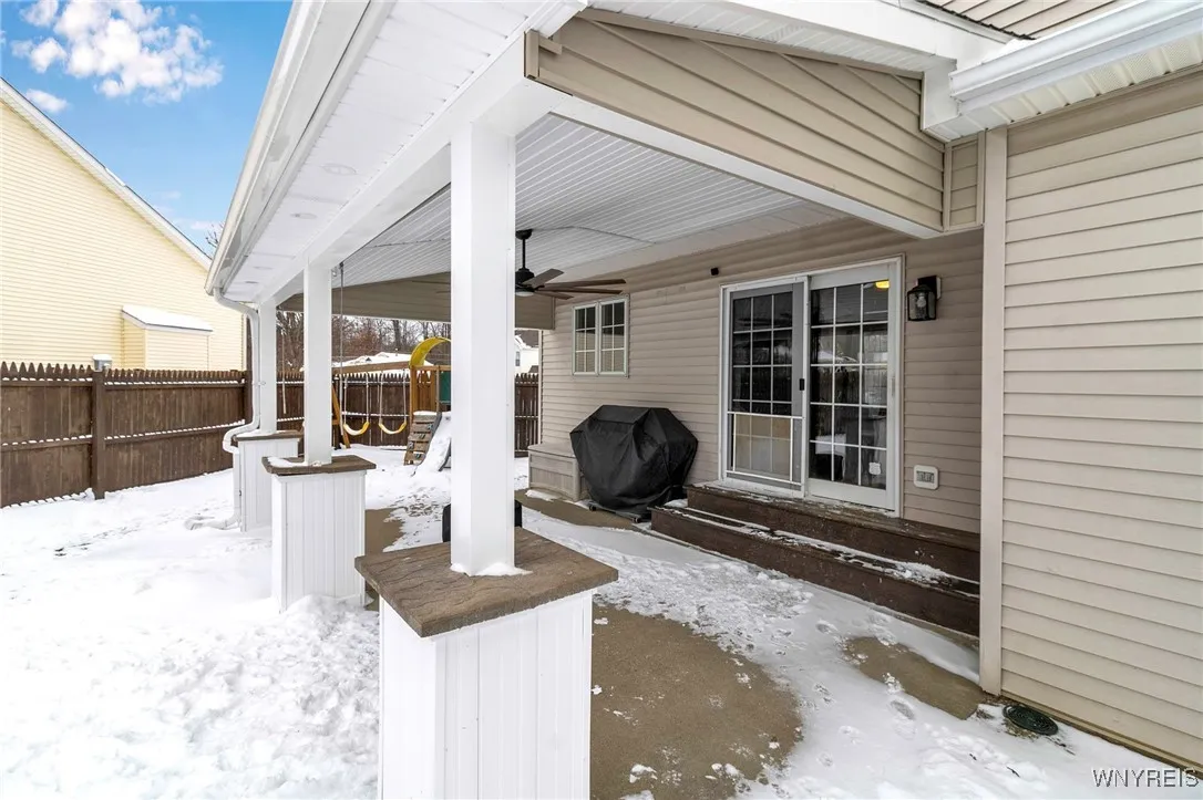 4425 Rushford Drive, Hamburg, New York 14075, Hamburg, New York 14075, 4 Bedrooms Bedrooms, 7 Rooms Rooms,2 BathroomsBathrooms,Residential,Closed,4425 Rushford Drive, Hamburg, New York 14075,0,B1585311