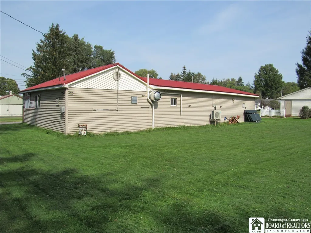 318 Hebner Street, Jamestown, New York 14701, Jamestown, New York 14701, ,Commercial Sale,For Sale,318 Hebner Street, Jamestown, New York 14701,0,R1585702