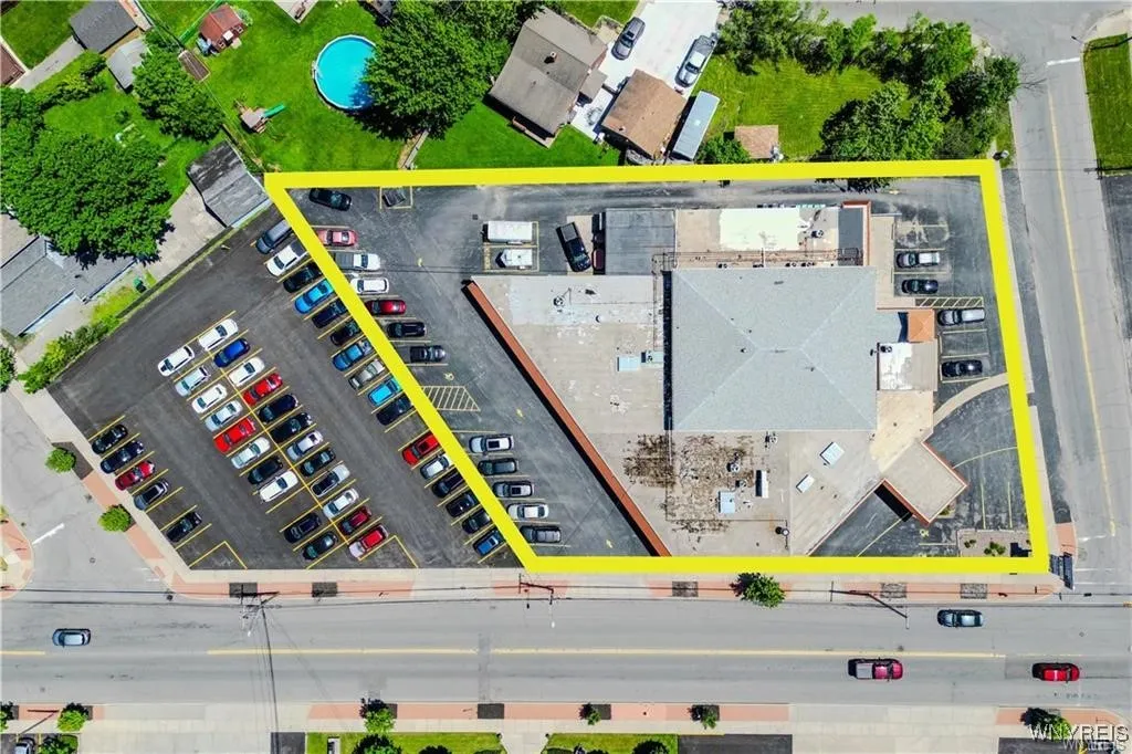 561 Main Street, Tonawanda-city, New York 14150, Tonawanda, New York 14150, ,Commercial Lease,For Rent,561 Main Street, Tonawanda-city, New York 14150,0,B1585927