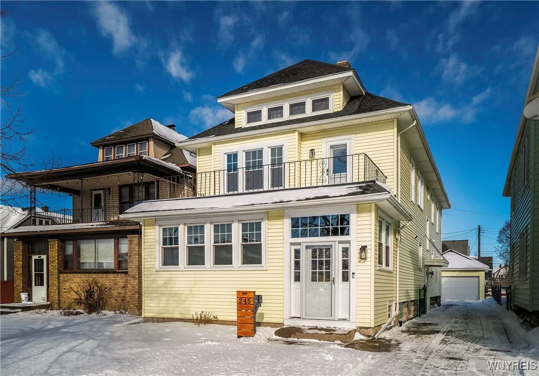 245 North Drive, Buffalo, New York 14216, Buffalo, New York 14216, 6 Bedrooms Bedrooms, ,2 BathroomsBathrooms,Residential,Closed,245 North Drive, Buffalo, New York 14216,0,B1585177
