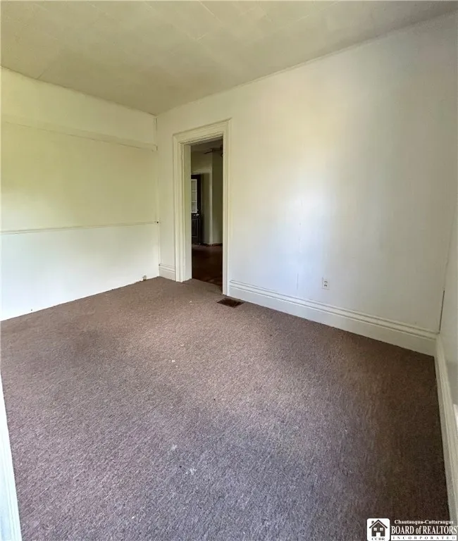 Lower bedroom 1