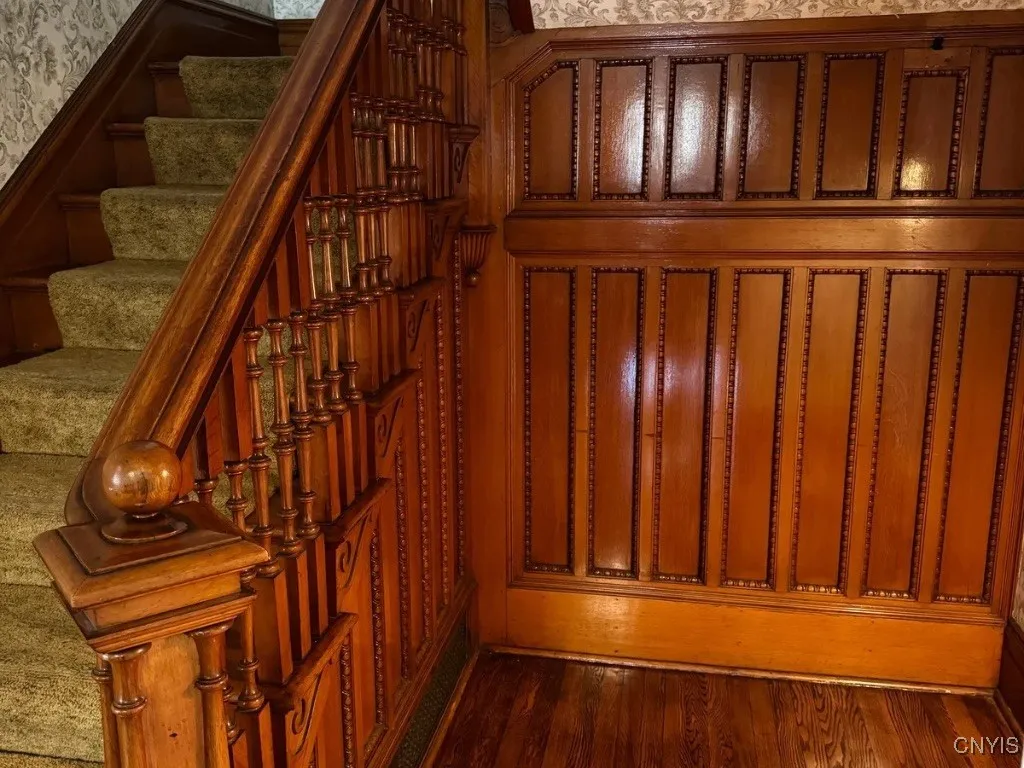 Staircase entrance area