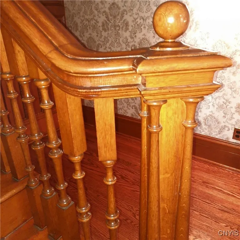 Ohhhh... the Staircase