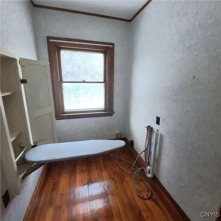 2nd Floor Laundry Room
