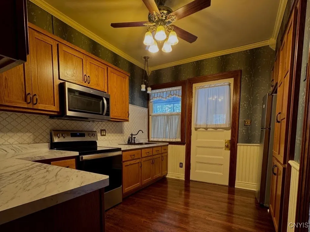 1st Floor Apartment New Kitchen