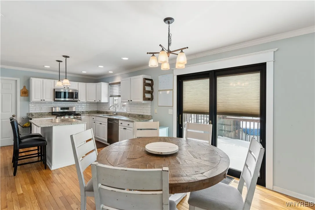 90 Morris Crescent, West Seneca, New York 14224, West Seneca, New York 14224, 4 Bedrooms Bedrooms, 8 Rooms Rooms,2 BathroomsBathrooms,Residential,Closed,90 Morris Crescent, West Seneca, New York 14224,0,B1586131