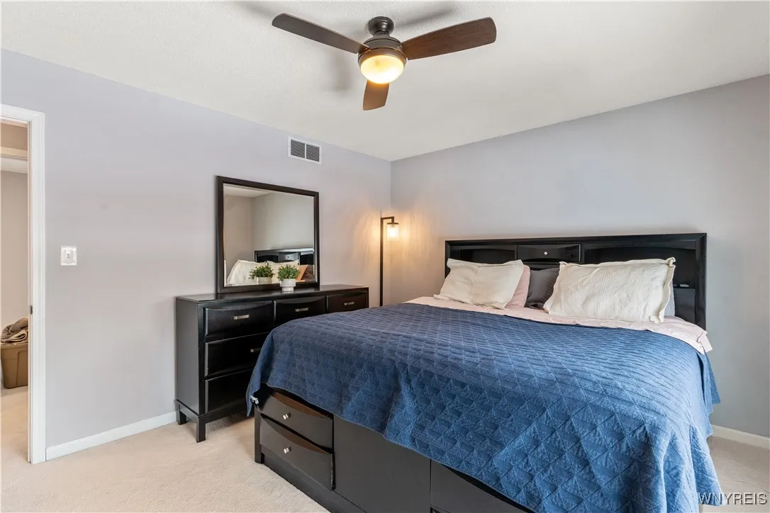 90 Morris Crescent, West Seneca, New York 14224, West Seneca, New York 14224, 4 Bedrooms Bedrooms, 8 Rooms Rooms,2 BathroomsBathrooms,Residential,Closed,90 Morris Crescent, West Seneca, New York 14224,0,B1586131