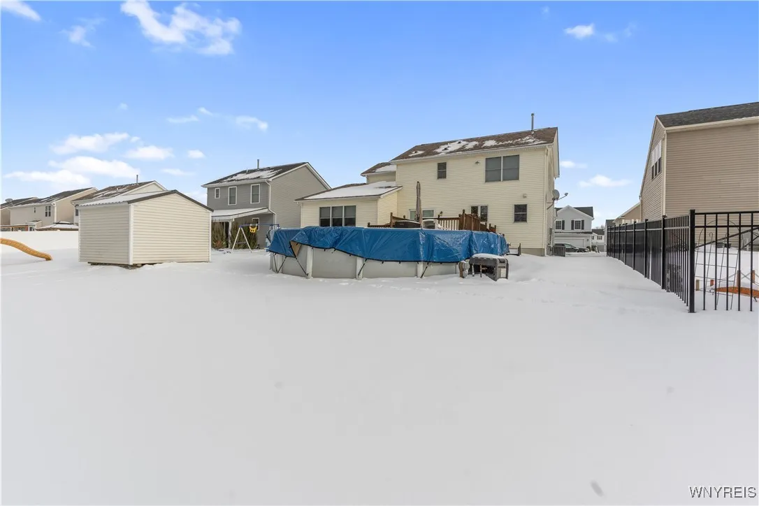 90 Morris Crescent, West Seneca, New York 14224, West Seneca, New York 14224, 4 Bedrooms Bedrooms, 8 Rooms Rooms,2 BathroomsBathrooms,Residential,Closed,90 Morris Crescent, West Seneca, New York 14224,0,B1586131