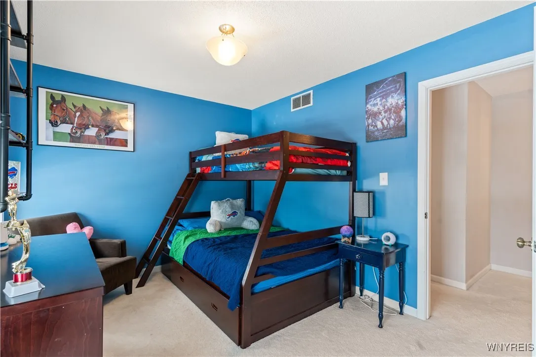 90 Morris Crescent, West Seneca, New York 14224, West Seneca, New York 14224, 4 Bedrooms Bedrooms, 8 Rooms Rooms,2 BathroomsBathrooms,Residential,Closed,90 Morris Crescent, West Seneca, New York 14224,0,B1586131