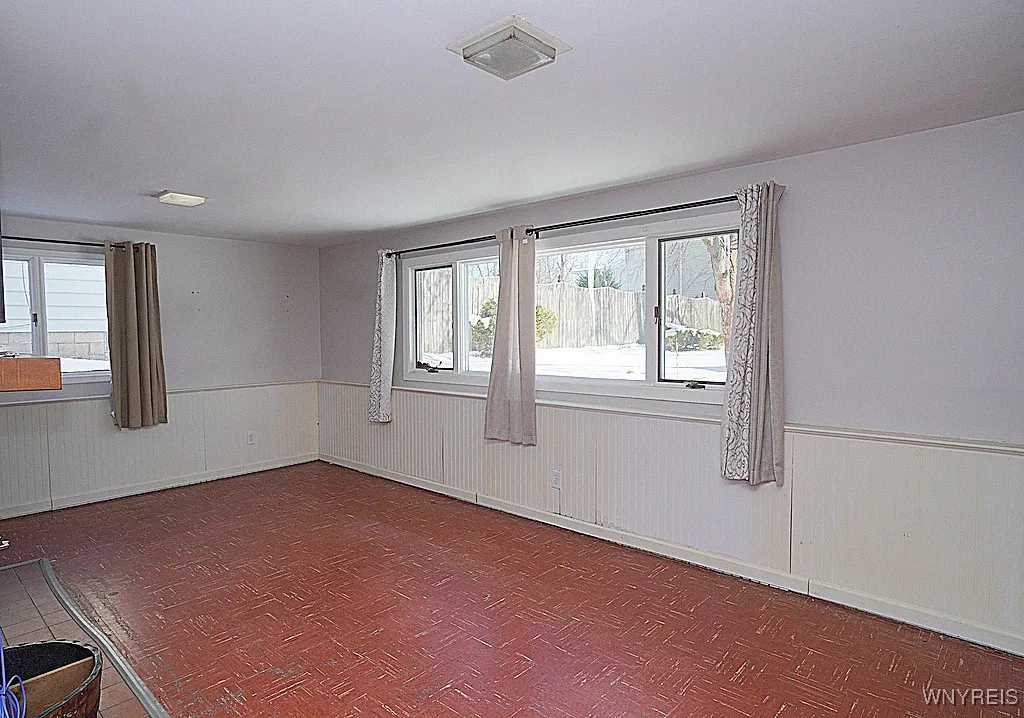 19 Dogwood Road, Amherst, New York 14221, Amherst, New York 14221, 3 Bedrooms Bedrooms, 7 Rooms Rooms,2 BathroomsBathrooms,Residential,Closed,19 Dogwood Road, Amherst, New York 14221,0,B1586022