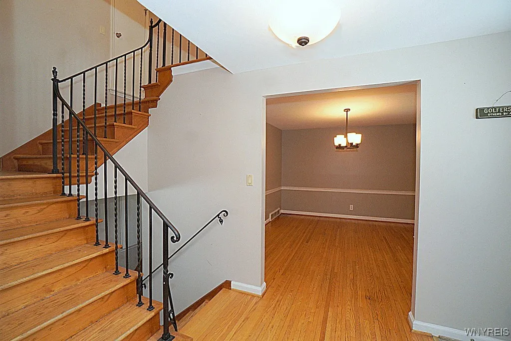 19 Dogwood Road, Amherst, New York 14221, Amherst, New York 14221, 3 Bedrooms Bedrooms, 7 Rooms Rooms,2 BathroomsBathrooms,Residential,Closed,19 Dogwood Road, Amherst, New York 14221,0,B1586022