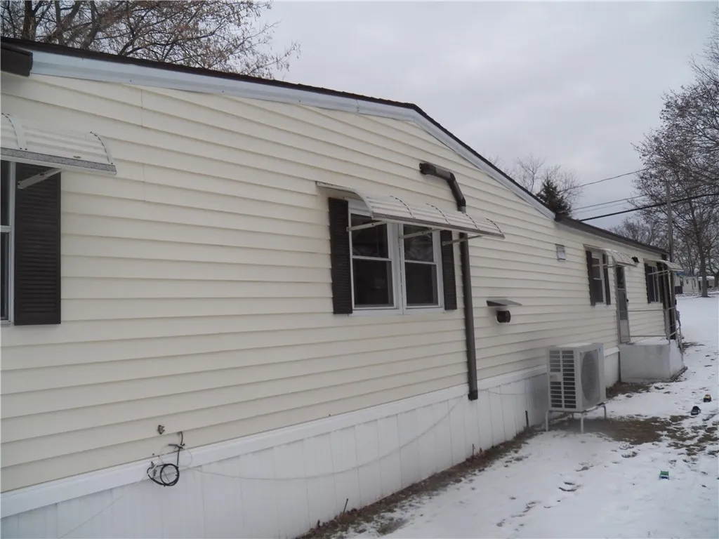 33 Harper Parkway, Avon, New York 14414, Avon, New York 14414, 2 Bedrooms Bedrooms, 5 Rooms Rooms,1 BathroomBathrooms,Residential,Closed,33 Harper Parkway, Avon, New York 14414,R1586201