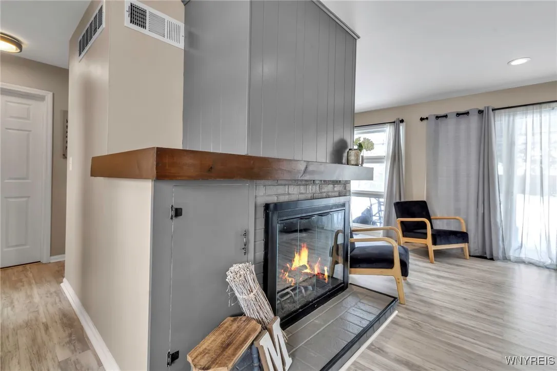 100 Avon Road, Tonawanda-town, New York 14150, Tonawanda, New York 14150, 2 Bedrooms Bedrooms, 6 Rooms Rooms,1 BathroomBathrooms,Residential,Closed,100 Avon Road, Tonawanda-town, New York 14150,0,B1585944