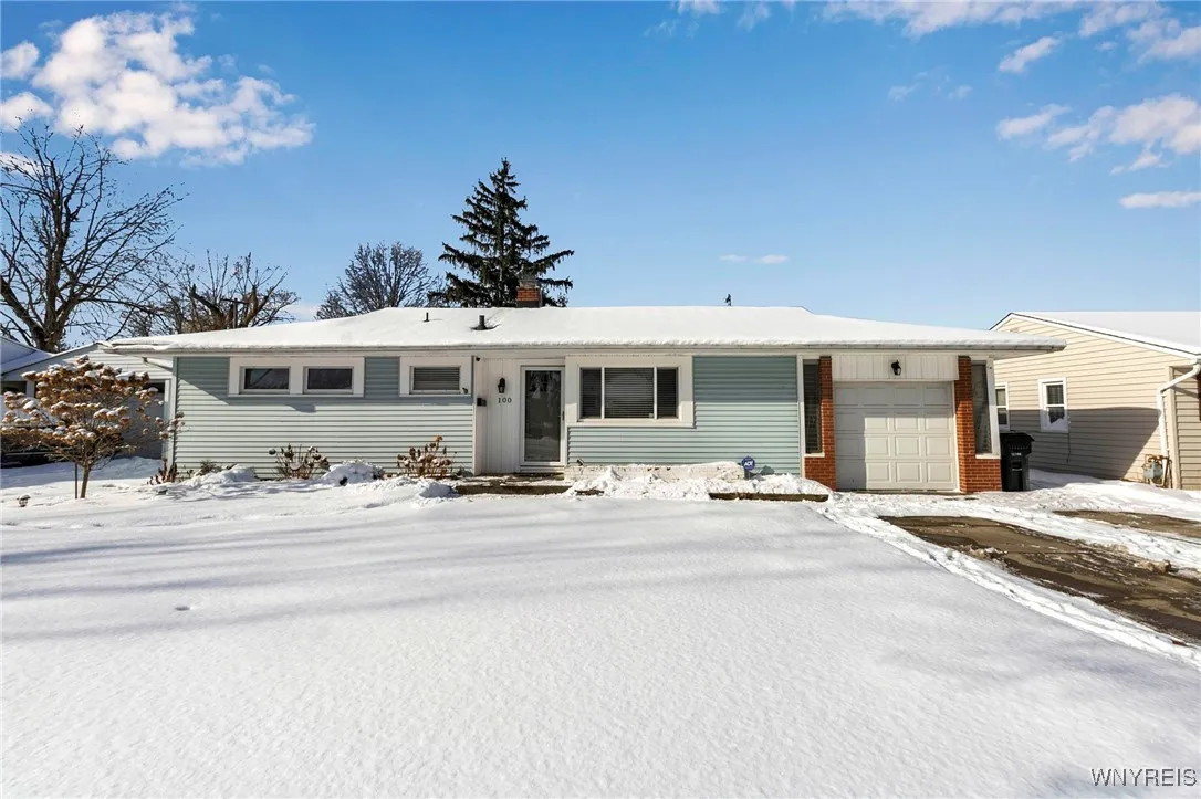 100 Avon Road, Tonawanda-town, New York 14150, Tonawanda, New York 14150, 2 Bedrooms Bedrooms, 6 Rooms Rooms,1 BathroomBathrooms,Residential,Closed,100 Avon Road, Tonawanda-town, New York 14150,0,B1585944