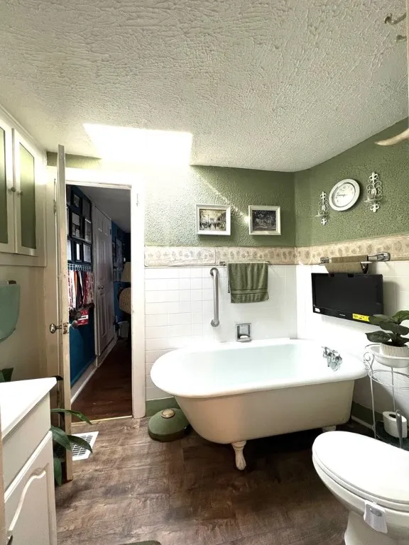 114 East Hudson Street, Elmira City, New York 1490, Elmira City, New York 14904, 4 Bedrooms Bedrooms, 9 Rooms Rooms,2 BathroomsBathrooms,Residential,Closed,114 East Hudson Street, Elmira City, New York 1490,0,EC276719